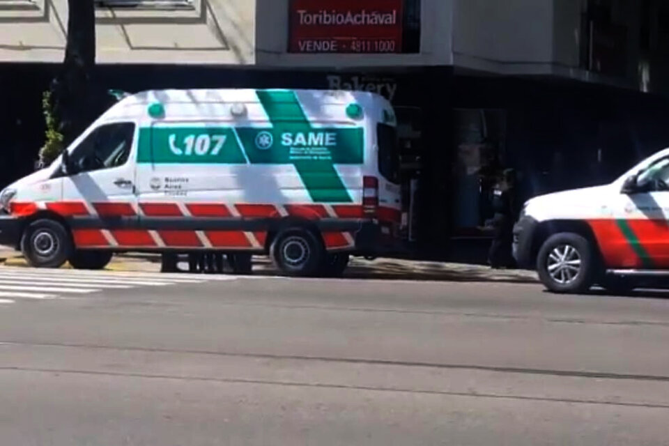 El SAME y la policía negociaron más de tres horas con el hombre atrincherado.