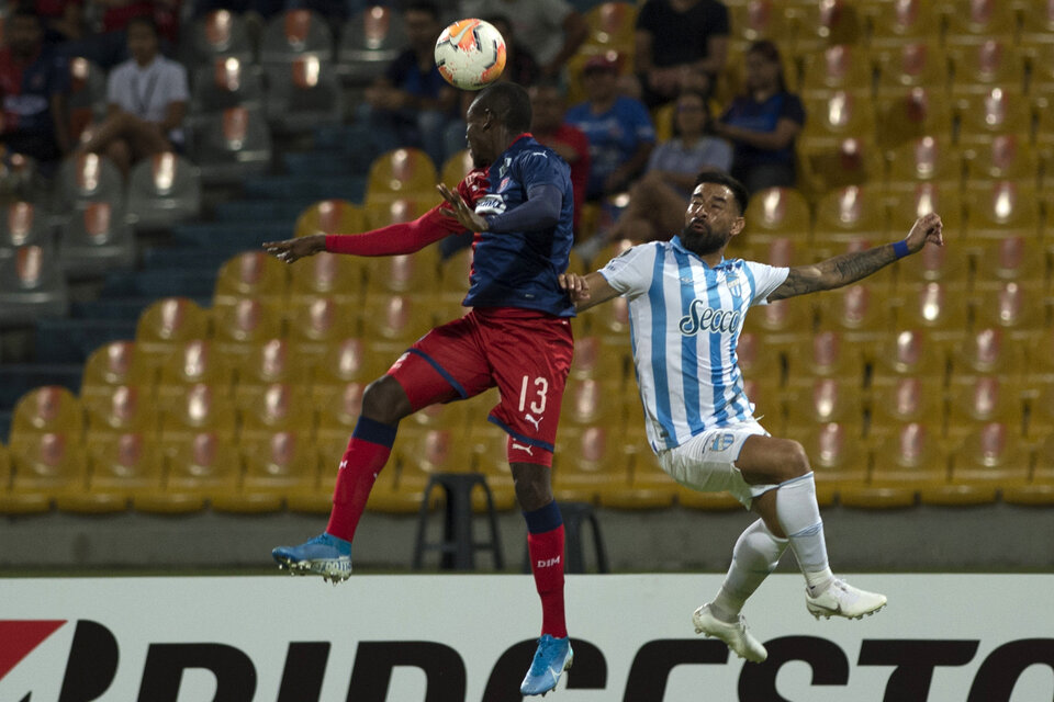Atlético Tucumán perdió en Medellín sólo por un gol (Fuente: AFP)