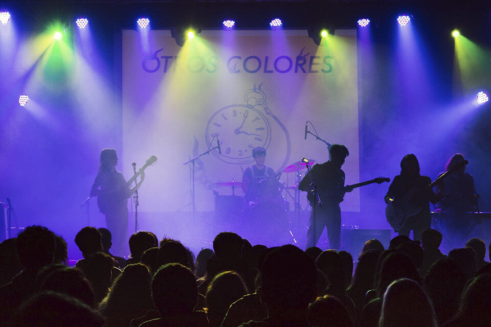 Otros Colores, una de las bandas participantes.