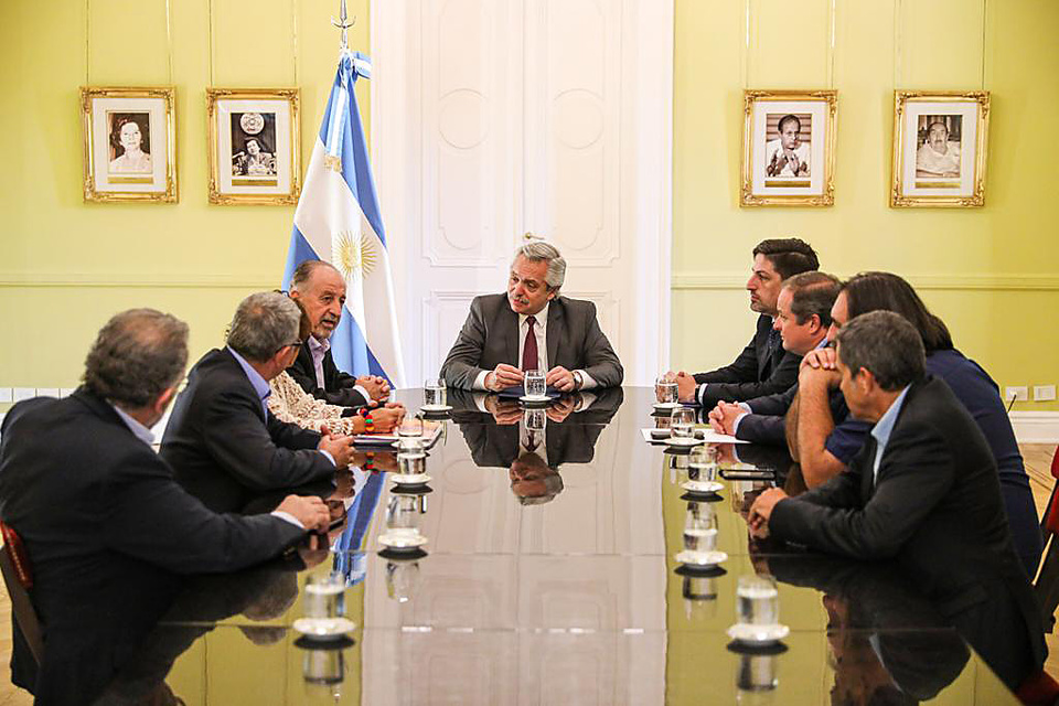 Poco después del anuncio de la paritaria nacional docente, el presidente Alberto Fernández recibió a los dirigentes sindicales de los maestros.