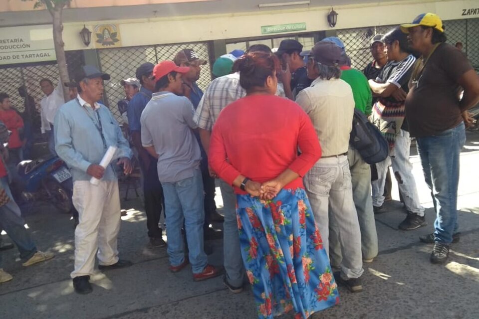 Protesta ante la municipalidad de Tartagal