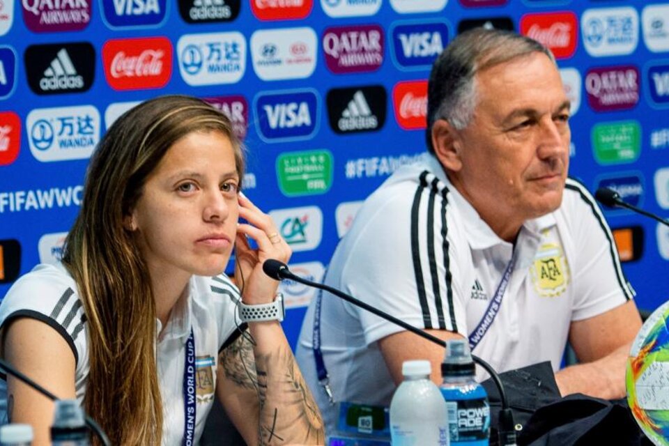 Ruth Bravo y Carlos Borrello durante el Mundial de Francia. (Fuente: EFE)