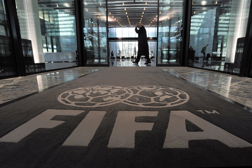 La FIFA sacó un comunicado después de una reunión con los dirigentes asiáticos. (Fuente: EFE)