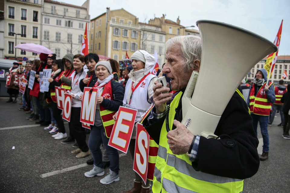 Protesta contra la reforma jubilatoria de Macron en Marsella. (Fuente: AFP)