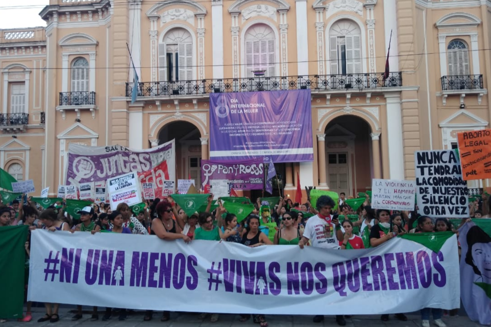 La marcha del 8M en la legislatura