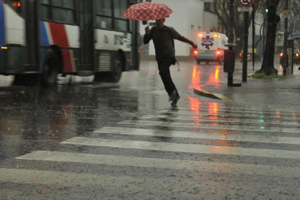 Pronostican lluvias intensas en la Ciudad de Buenos Aires y una amplia zona del centro del país.