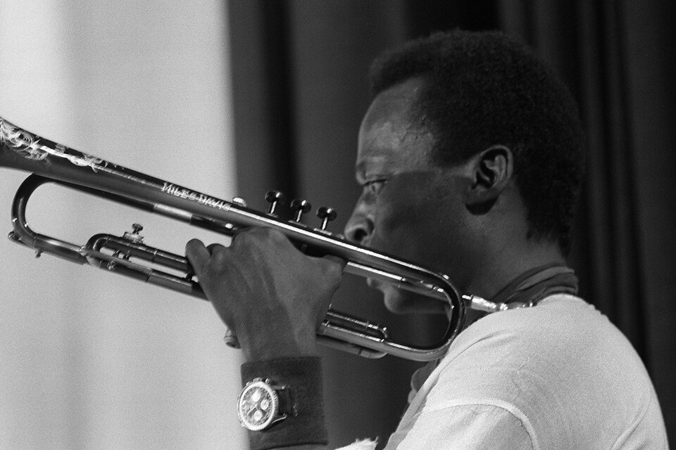 Miles Davis en 1969: un genio atormentado... y atormentador. (Fuente: AFP)