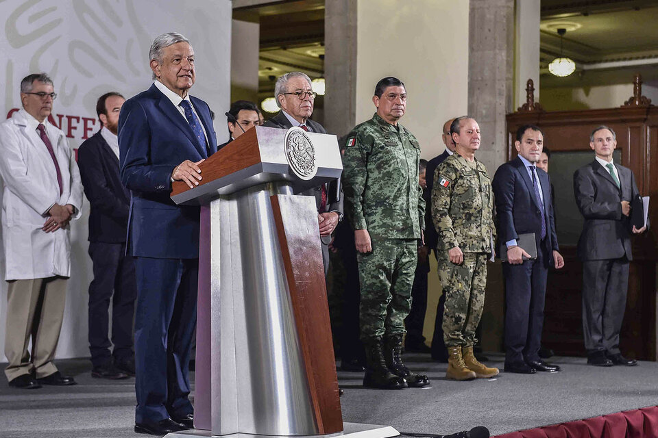 Lopez Obrador anuncia su programa para combatir el virus sin apagar a la economía. (Fuente: AFP)