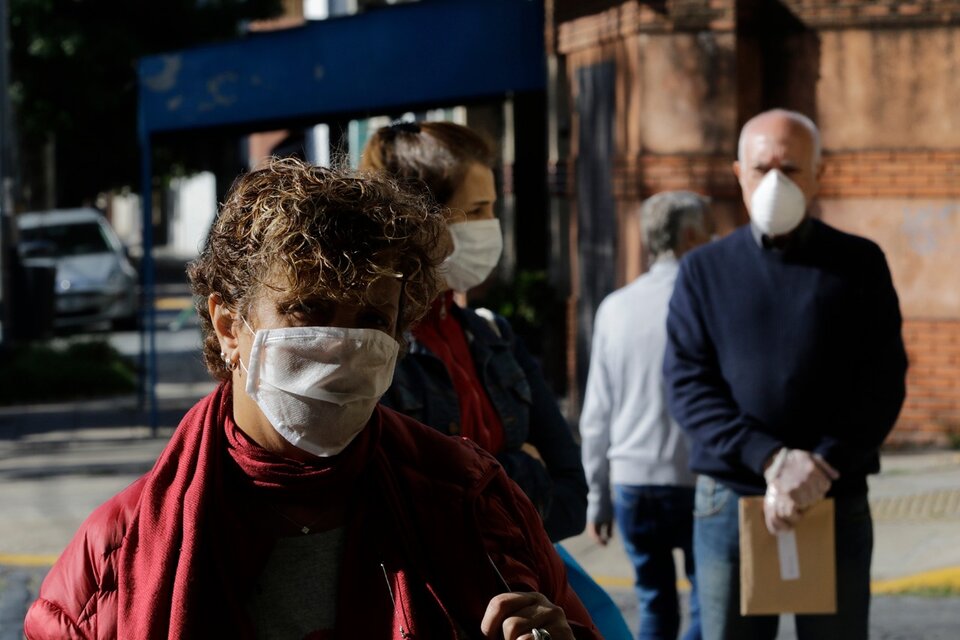 Coronavirus: ¿Qué distancias hay que mantener en la calle para no contagiarse? (Fuente: Bernardino Avila)