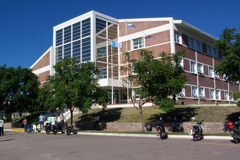 Universidad Nacional de La Rioja