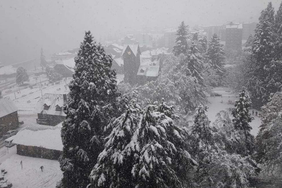 La belleza de la nieve oculta un sinfín de trastornos para la vida cotidiana.