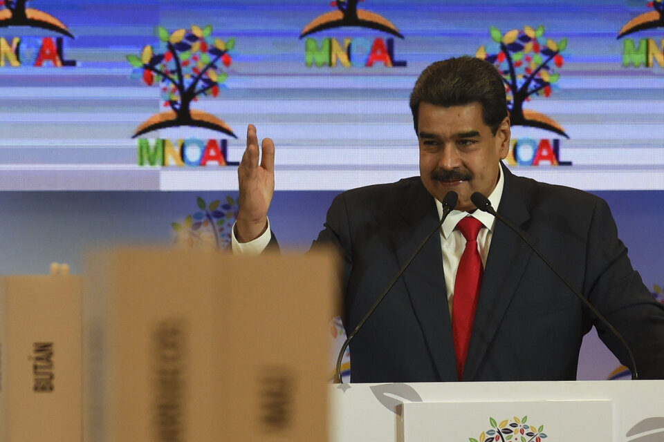 Maduro habla durante la reunión preparatoria de ministros antes de la cumbre de los no alineados. (Fuente: AFP)