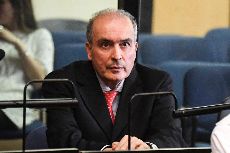 El Tribunal Oral Federal 1 rechazó el pedido de libertad condicional para el ex Secretario de Obras Públicas, José López.