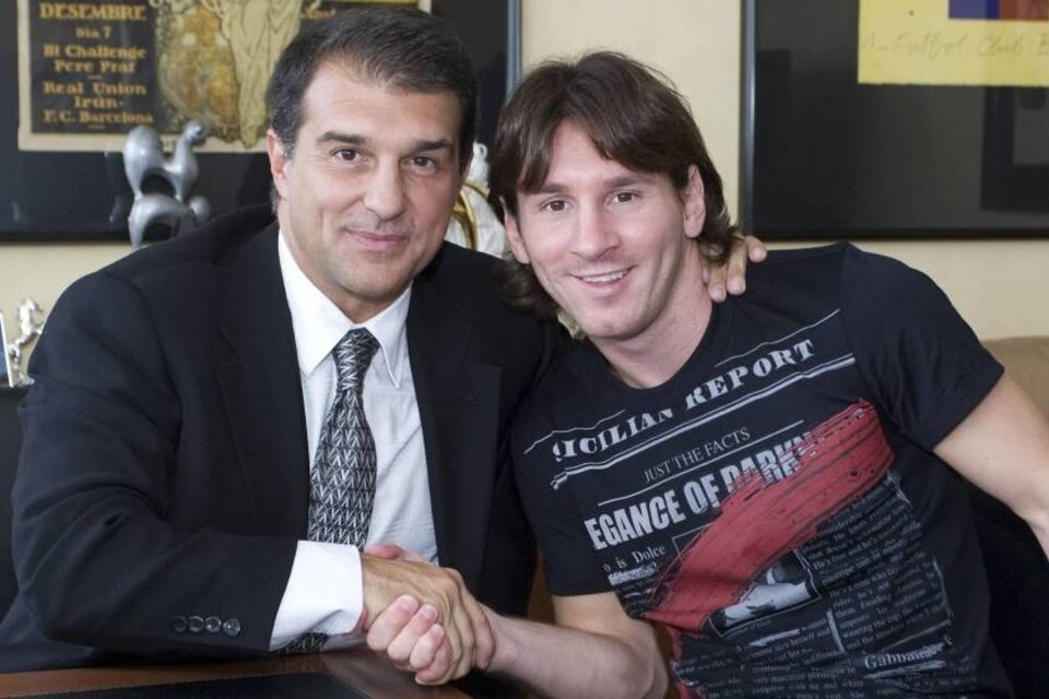 Laporta y un Messi purrete durante el mandato del primero en Barcelona. (Fuente: EFE)