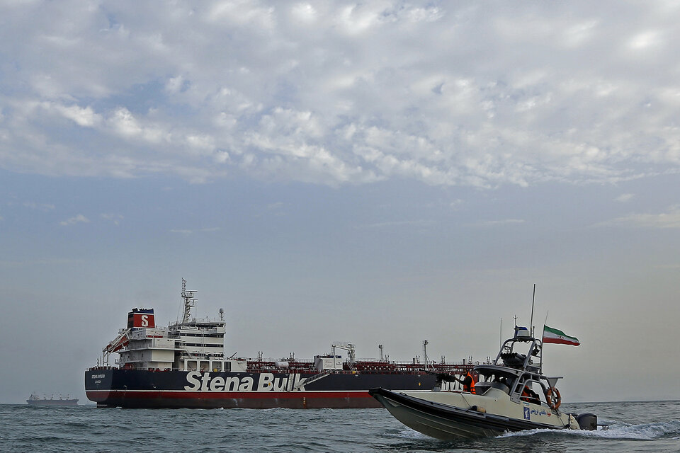 La Guardia Revolucionaria iraní capturó el buque petrolero británico Stena Impero. (Fuente: AFP)