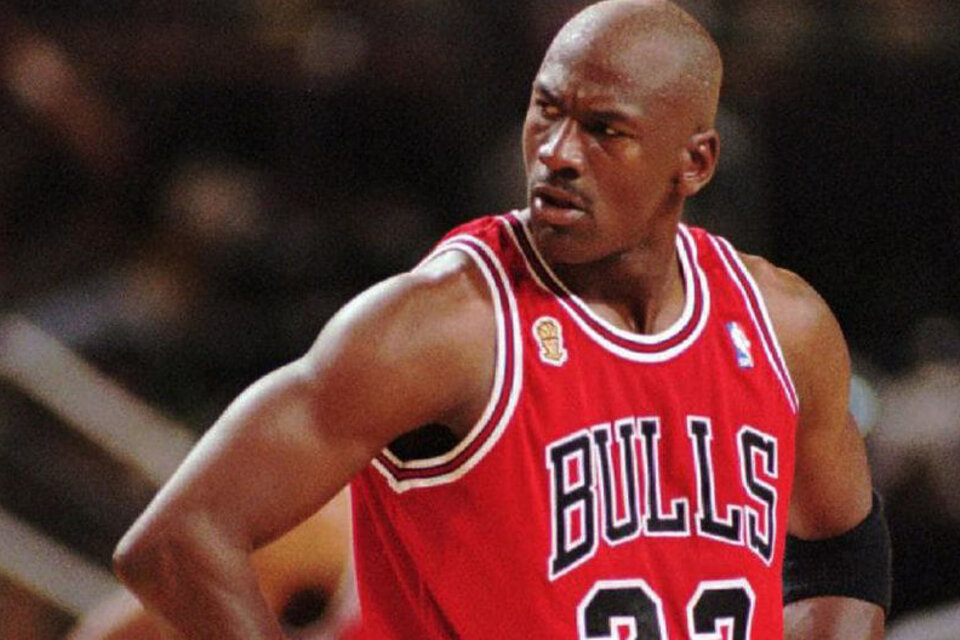 Jordan, en su última temporada en los Bulls. (Fuente: AFP)