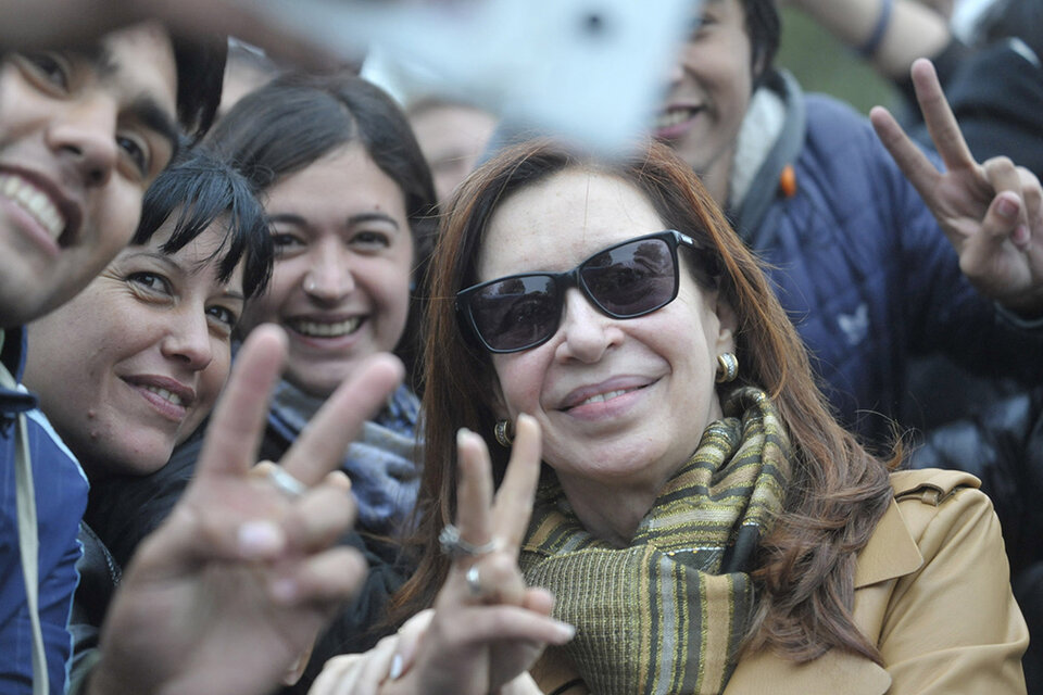 Cristina Kirchner tiene la mejor imagen entre los jóvenes de 18 a 22 años.