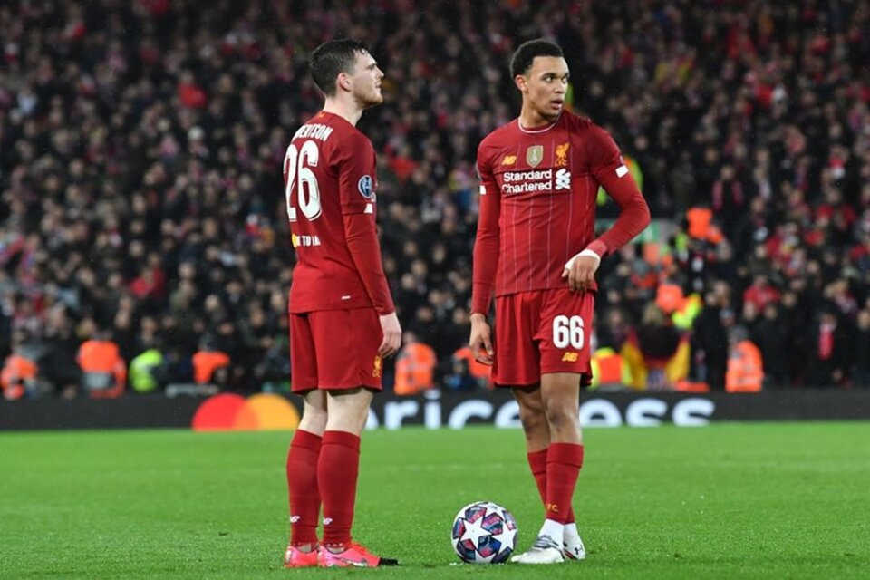 Liverpool, cómodo puntero de la Premier League. (Fuente: AFP)