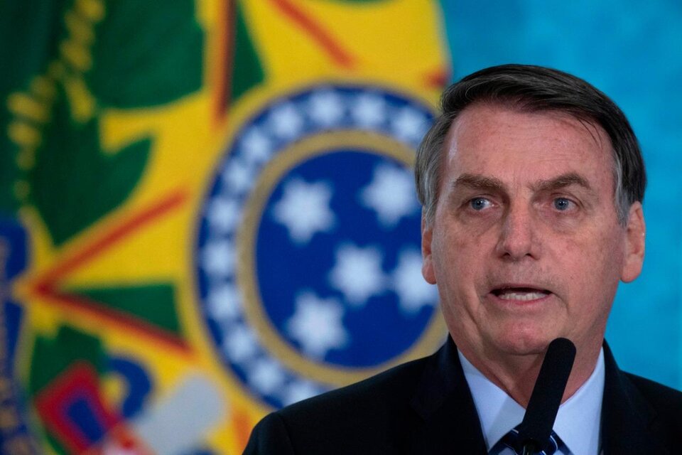 Bolsonaro llamó "canalla" al diario Folha de San Paulo.  (Fuente: EFE)