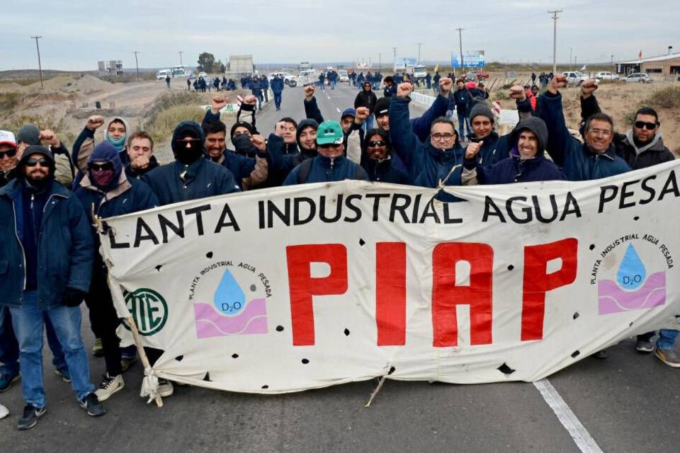 A los trabajadores de PIAP le adeudan medio sueldo de junio más aguinaldo.