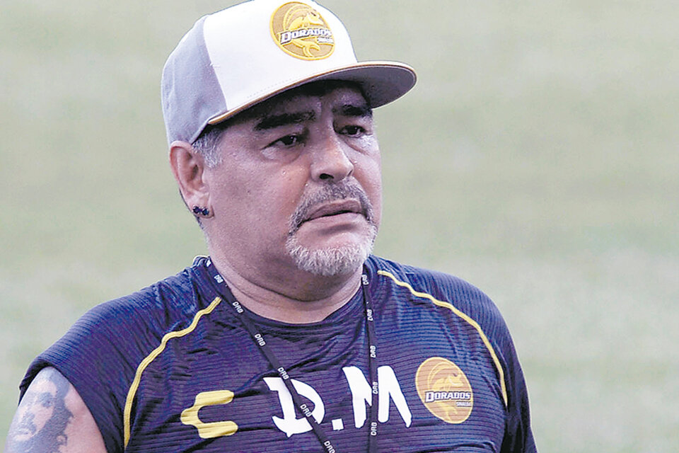 Maradona no renovó contrato en México para dedicarse a su salud.