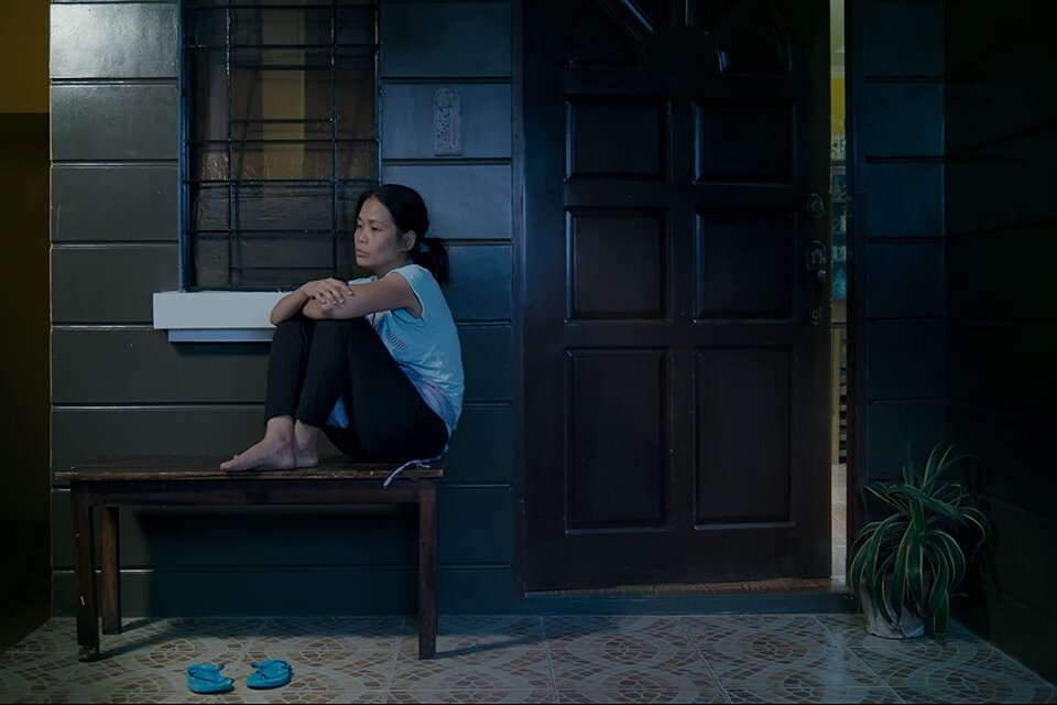 "Overseas", de Sung-a Yoon, mejor largometraje documental. 