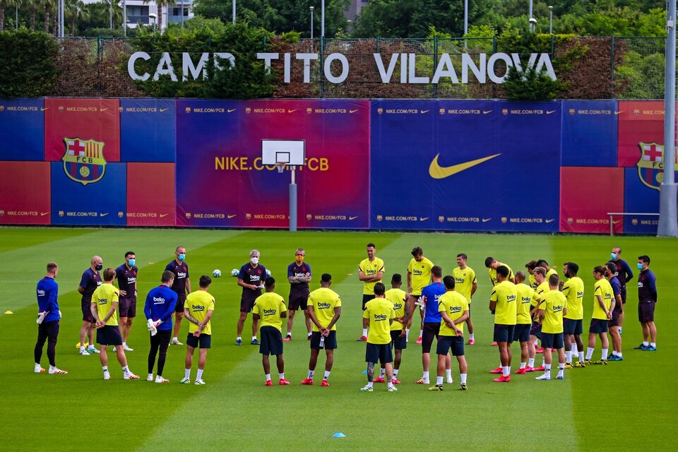 Por primera vez desde marzo, Quique Setién contó con todos sus jugadores. (Fuente: Prensa Barcelona)