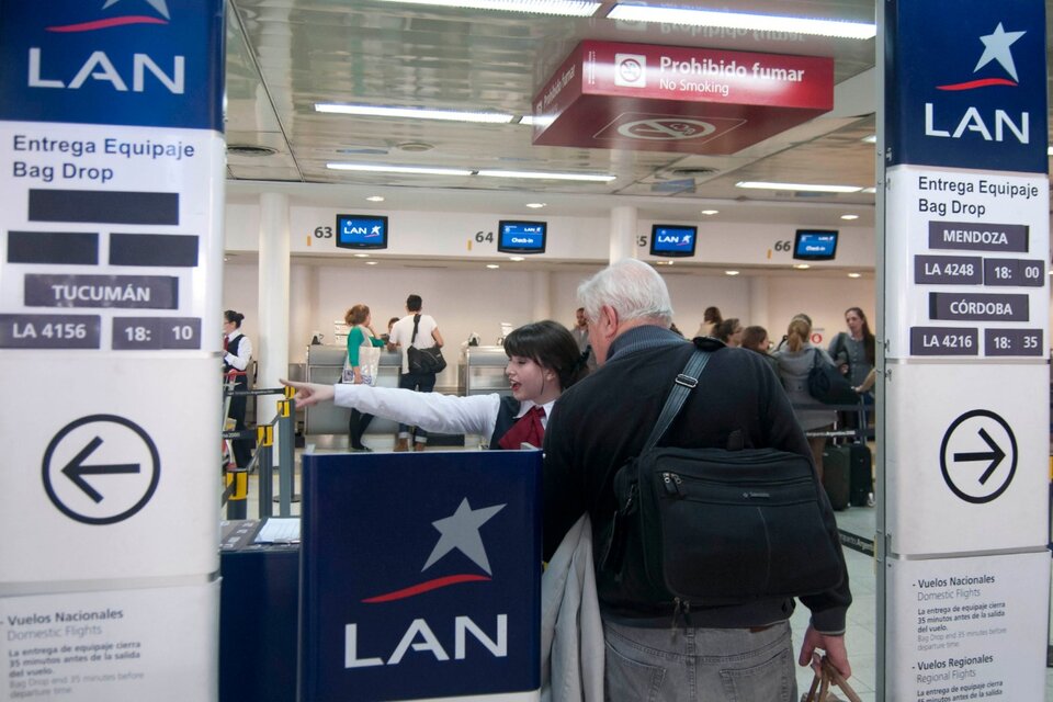 Latam tenía entre 4 y 5 vuelos diarios a la provincia de Córdoba.  (Fuente: NA)