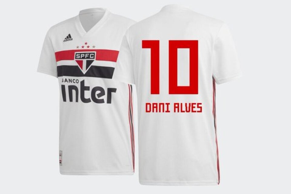 Dani Alves vestirá la número 10 en San Pablo. (Fuente: Twitter FIFA)