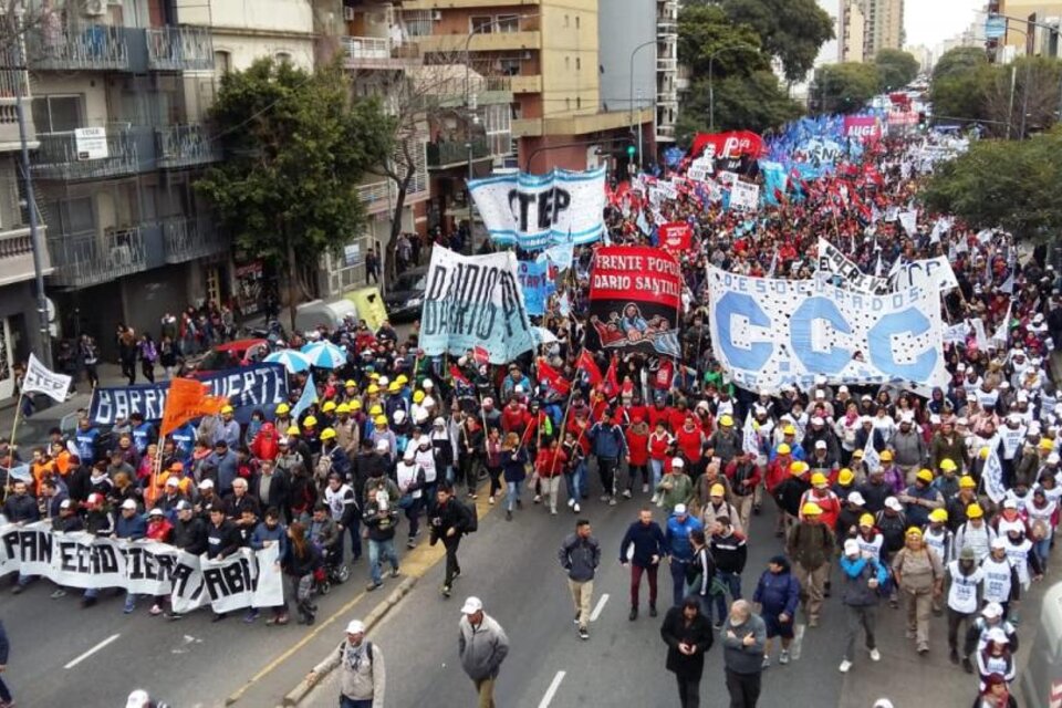 La marcha salió de Liniers y atravesó la ciudad hasta llegar al Congreso. (Fuente: Bernardino Avila)