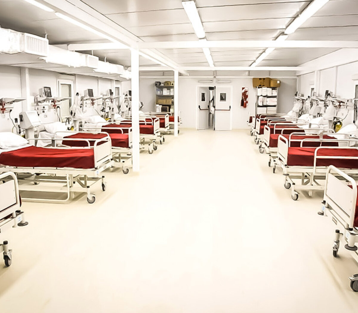 El turno del hospital modular | Las dificultades de... | Página12