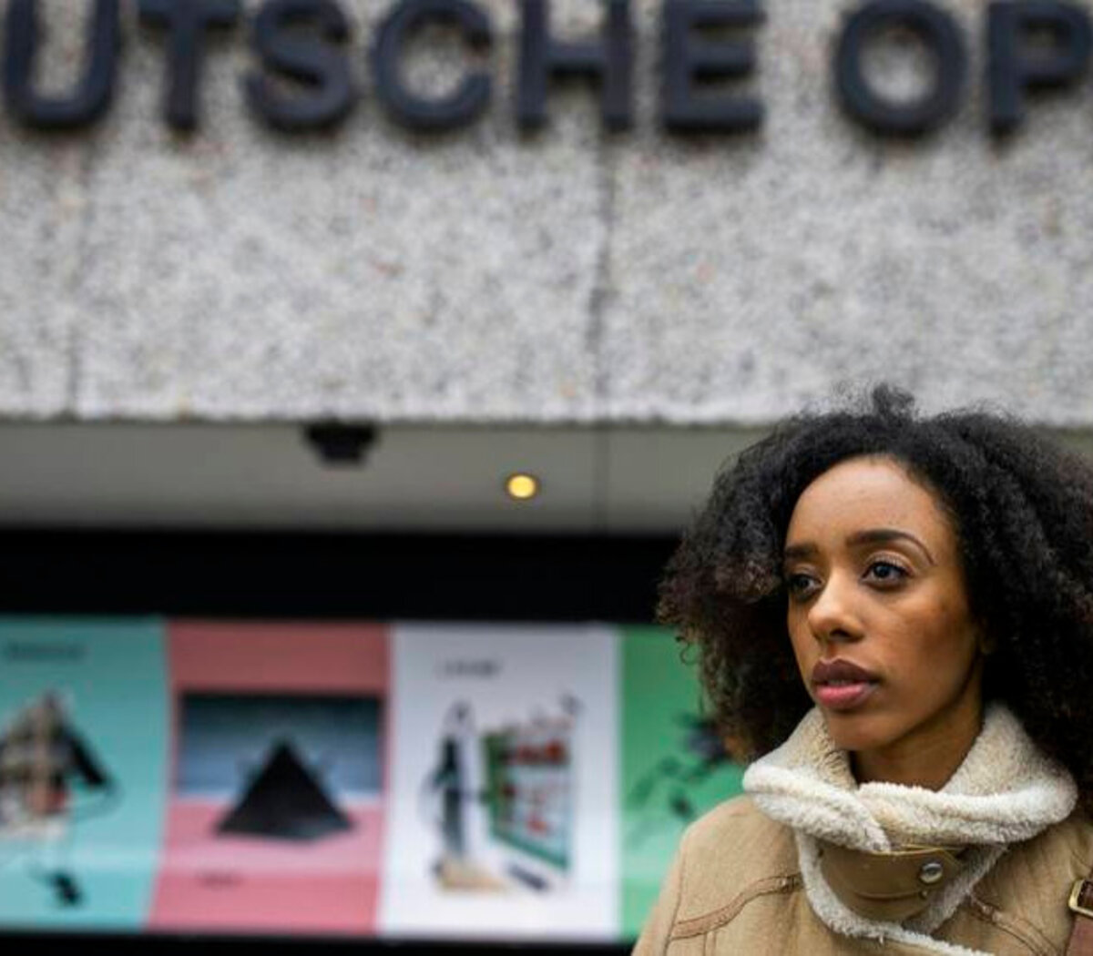 La historia de Chloé Lopes Gomes, la bailarina que se enfrentó al racismo  en el ballet más prestigioso de Berlín | Le exigieron que use maquillaje  blanco para El Lago de los