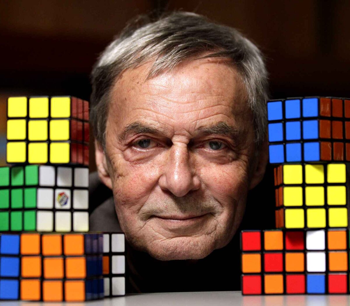 Las memorias de Erno Rubik, el que creó el cubo mágico | A 40 años invento | Página12