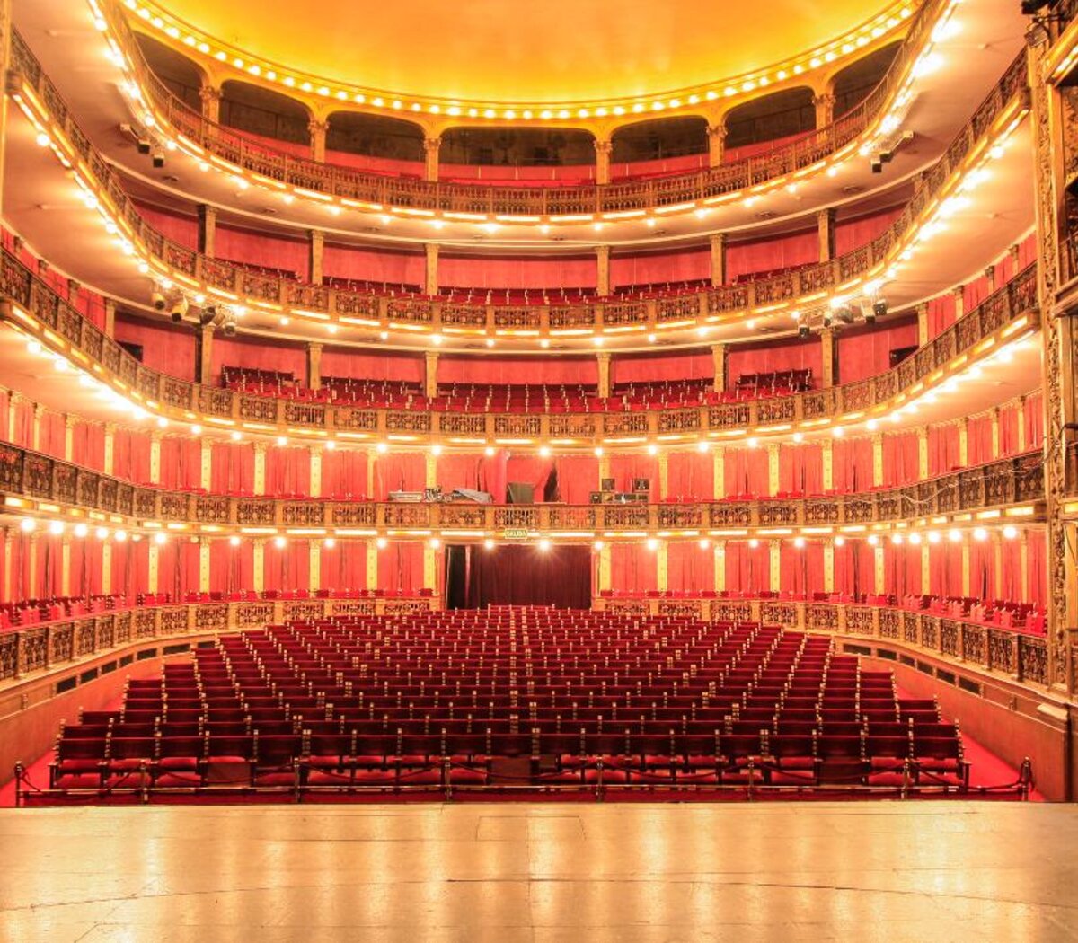 Transparentemente Noticias de última hora Transparentemente El Teatro Nacional Cervantes celebra su centenario | Habrá actividades  especiales desde este domingo | Página12