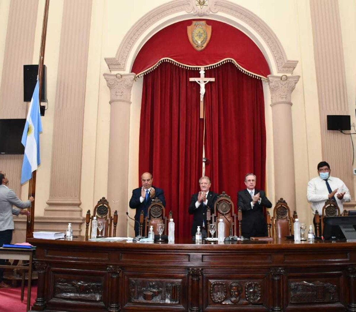Salta: Es Ley el presupuesto provincial 2022 | Fuertes críticas de los  senadores a quienes rechazaron el proyecto nacional | Página12