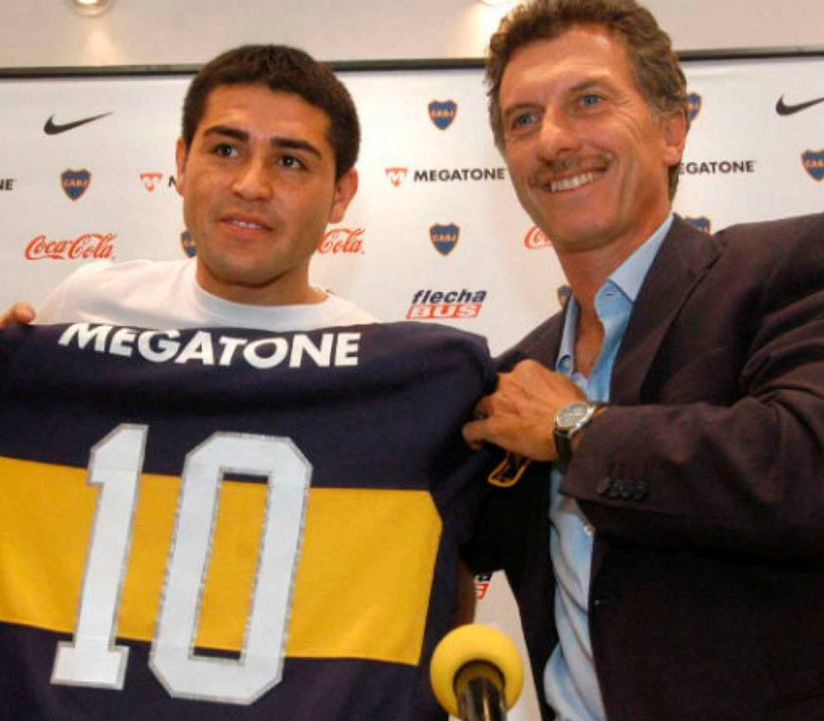 Mauricio Macri sobre Riquelme: "nos está arruinando"