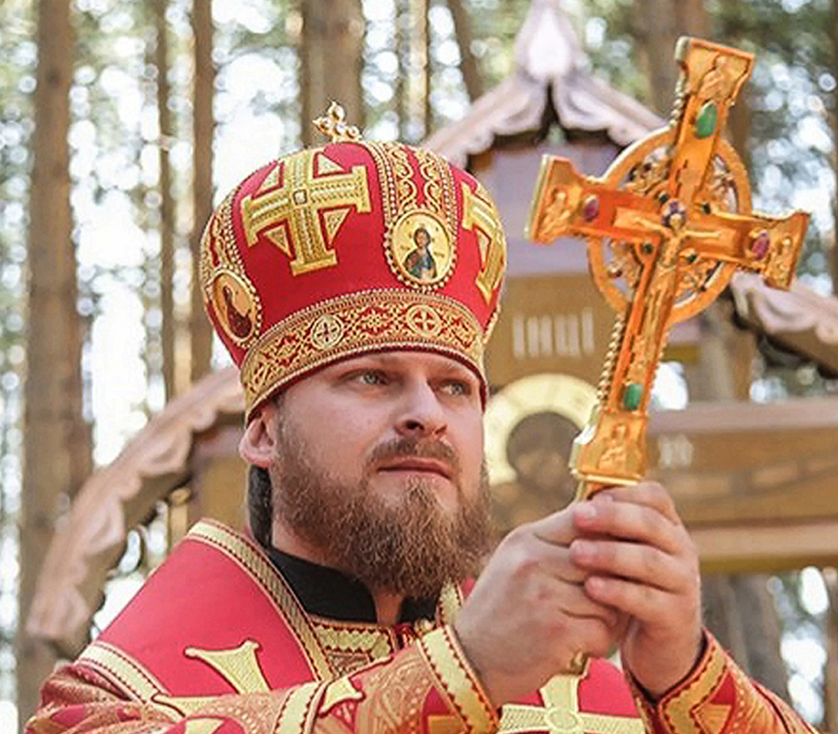 De la mano de los prejuicios y la ignorancia, avanza la rusofobia en el país | Vandalizaron la Iglesia Ortodoxa Rusa del Patriarcado de Moscú y la plaza de la Federación de De la mano de los prejuicios y la ignorancia, avanza la rusofobia en el país | Vandalizaron la Iglesia Ortodoxa Rusa del Patriarcado de Moscú y la plaza de la Federación de