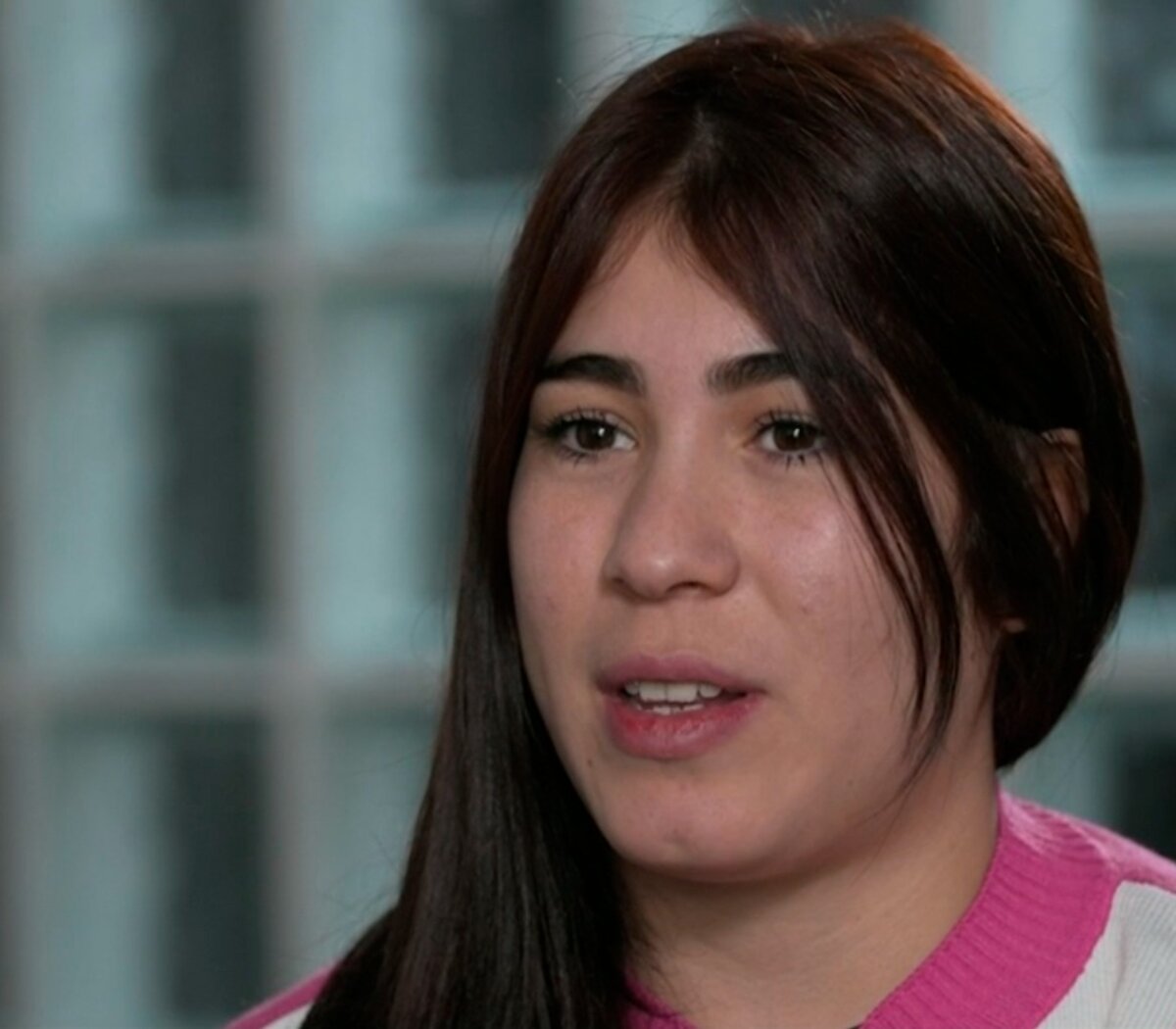 Tamara Doldán es el nombre de la mujer que actualmente lleva todo un proceso legal con Sebastián Villa, pues la mujer asegura que el futbolista habría abusado sexualmente de ella en el año 2021. "Esa noche fue terrible, me hirió en todos los sentidos (...) Fue la peor noche de mi vida. Me arruinó la vida". Informó la argentina. Caso Sebastián Villa: Duro relato de la mujer que lo denunció
