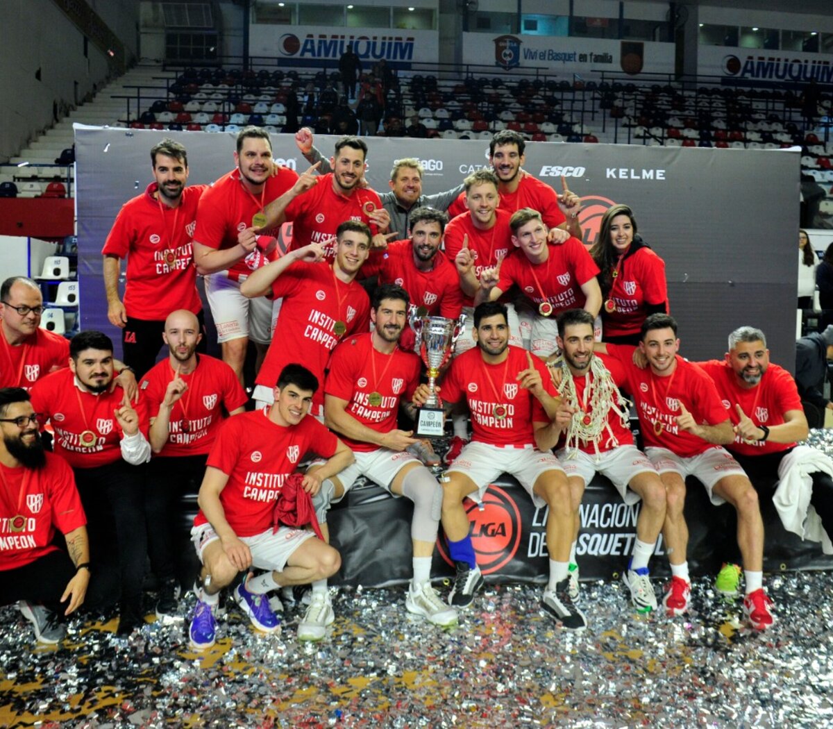 Instituto es el nuevo campeón de la Liga Nacional de Básquetbol | El equipo  cordobés venció en la serie final a Quimsa de Santiago del Estero | Página12