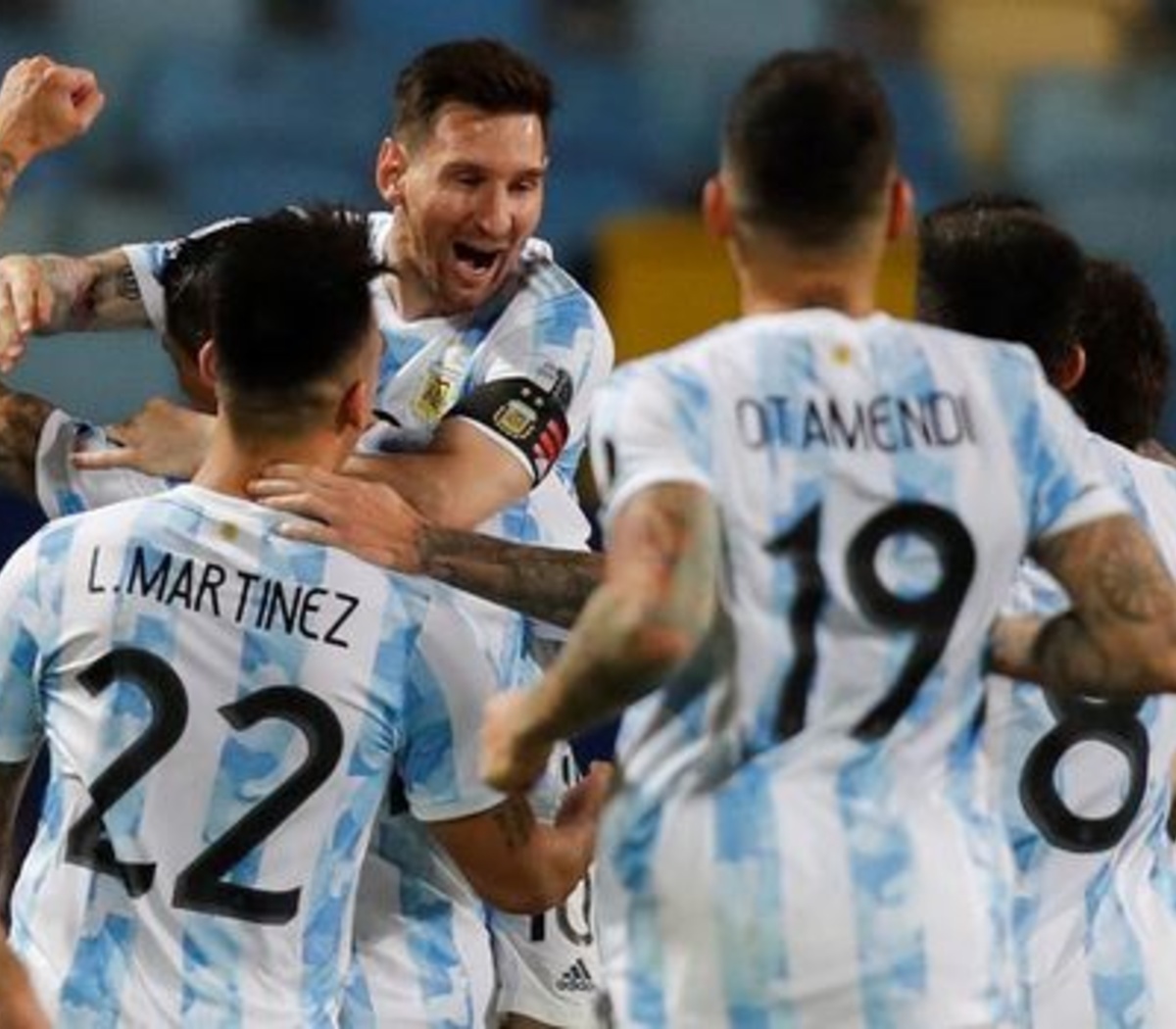 Cuándo se jugó el primer partido de fútbol entre Argentina y