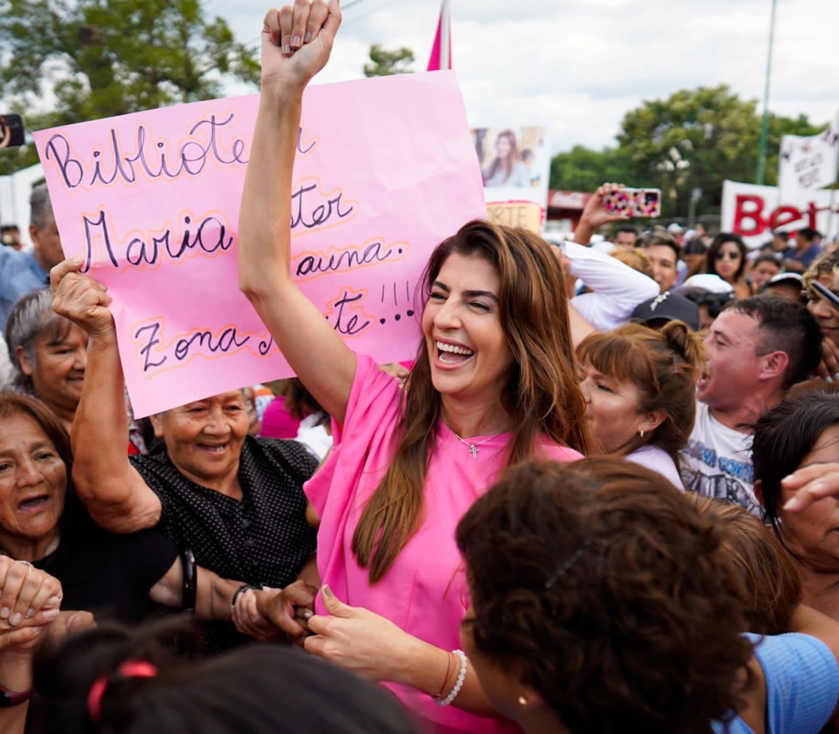 Bettina Romero anunció que buscará la reelección como intendenta de la capital | Apertura de sesiones del Concejo Deliberante | Página12