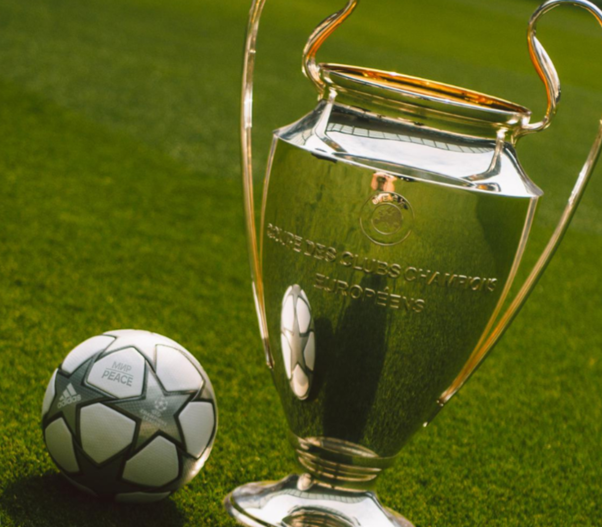 UEFA presenta balón que definirá al campeón de la Champions League 2024