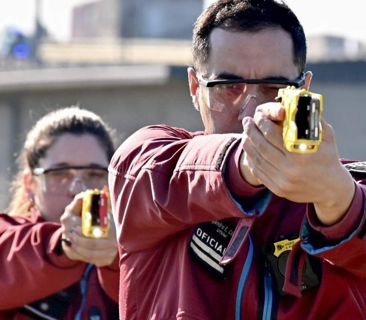 El Gobierno compró las primeras 100 pistolas Taser para las fuerzas de  seguridad