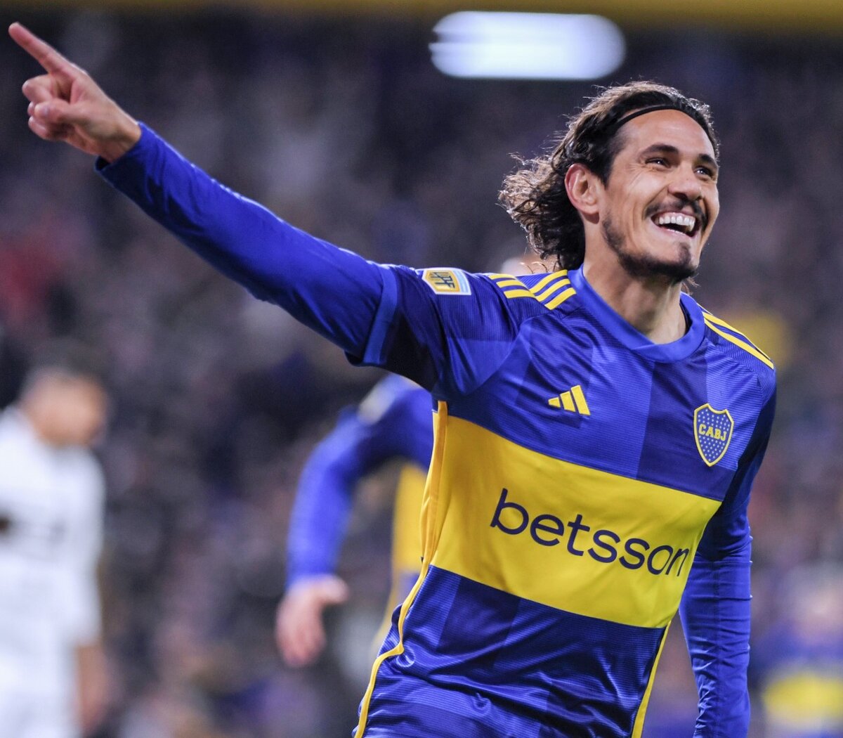 Boca arrancó derecho la Copa de la Liga y Cavani gritó su primer gol |  Batió al Platense de Palermo, que recibió otra gran muestra de cariño en La  Bombonera | Página|12