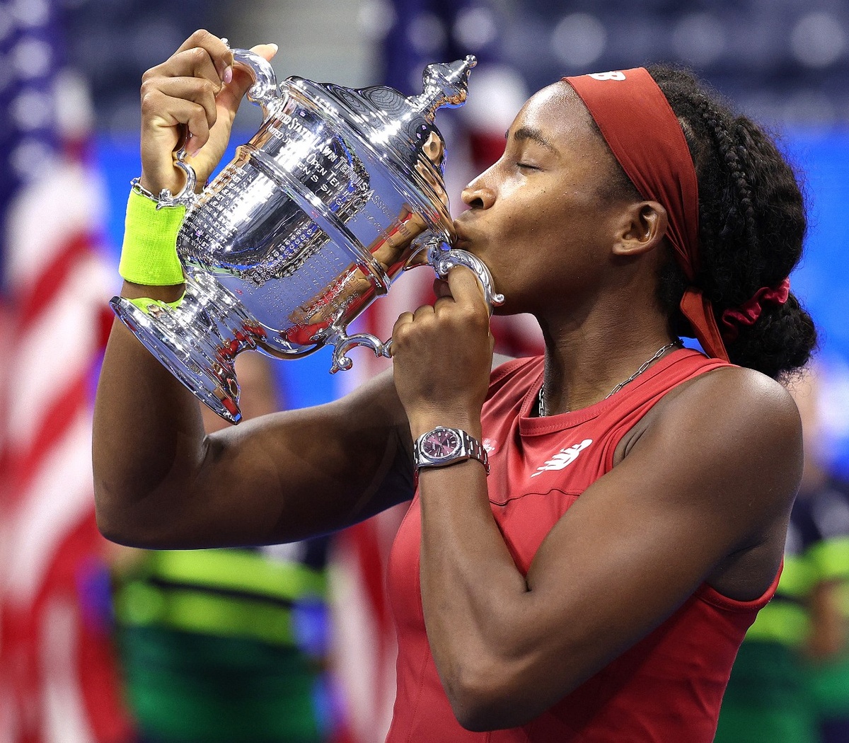 Mundo do ténis de boca aberta. Coco Gauff vence primeiro torneio WTA aos 15  anos - Ténis - SAPO Desporto