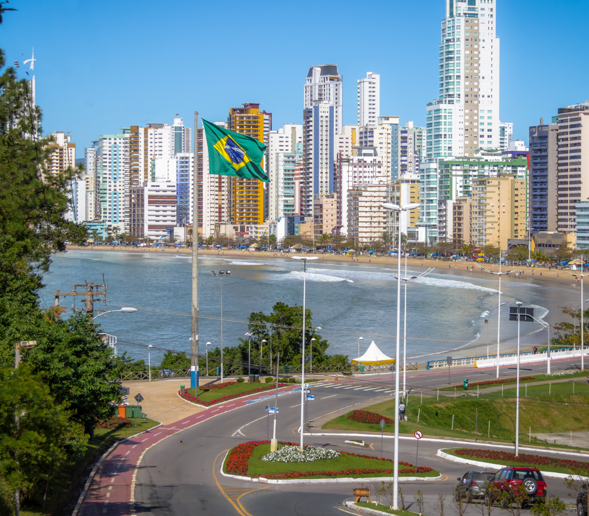 Cuáles son los documentos que se necesitan para viajar en auto a Brasil |  Qué tener en cuenta para tener un descanso seguro | Página|12