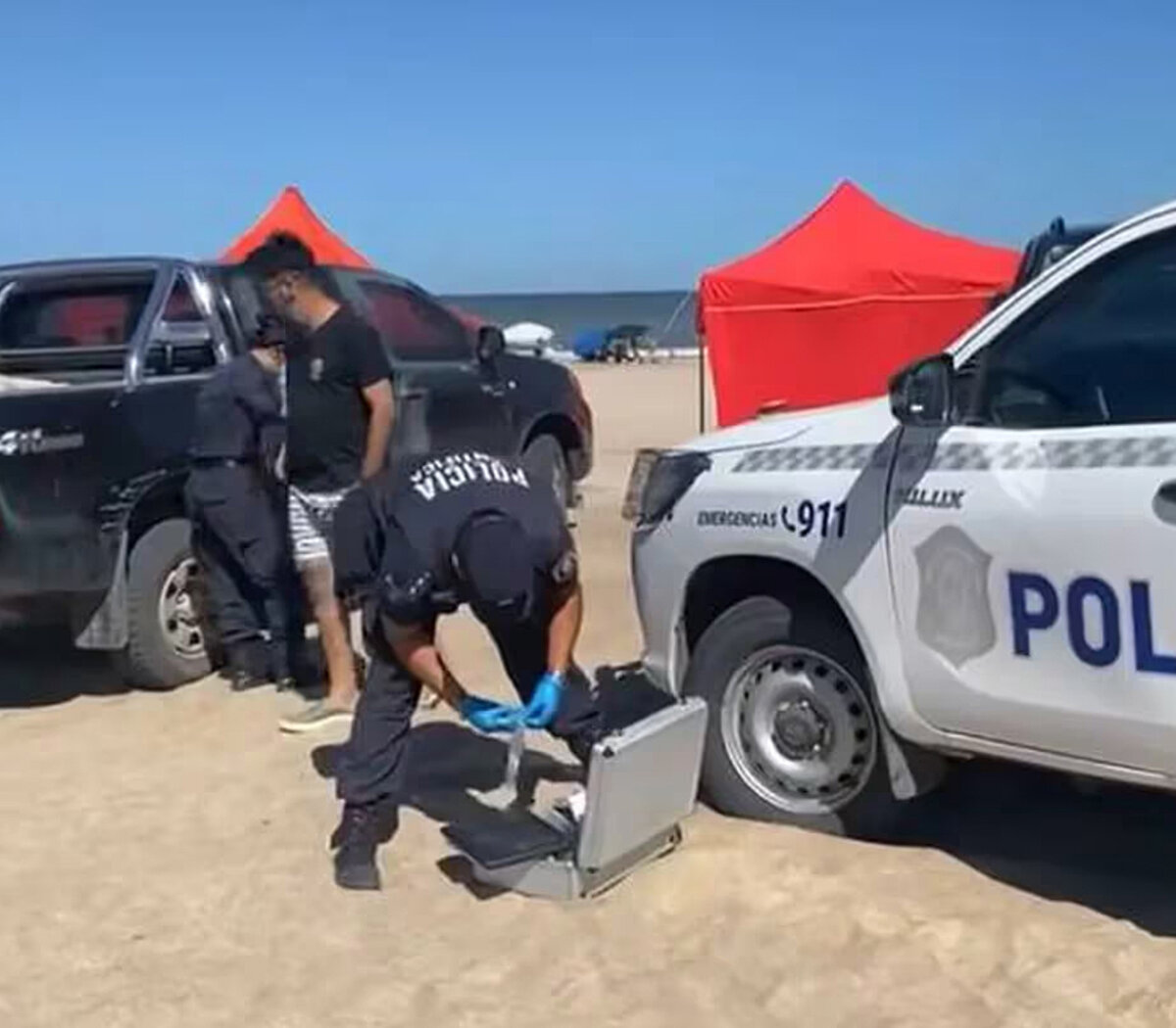 Sigue la búsqueda contra reloj de los kayakistas perdidos | Los rastrean  por aire, mar y tierra en la zona de Valeria del Mar | Página|12