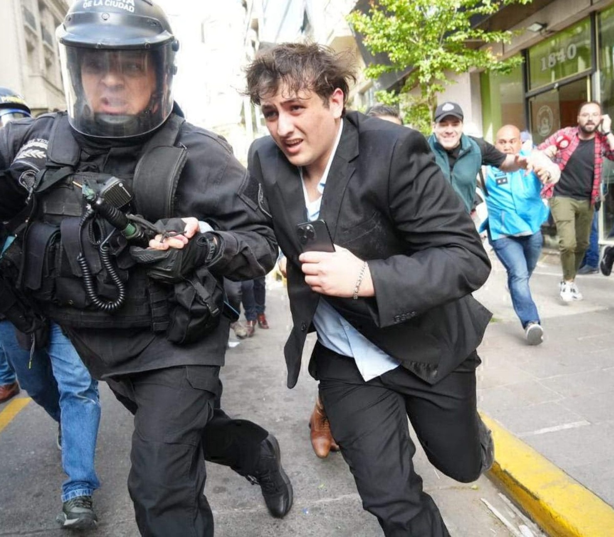 Quién es Fran Fijap, el provocador youtuber ultraderechista | Corrió por  avenida Callao | Página|12