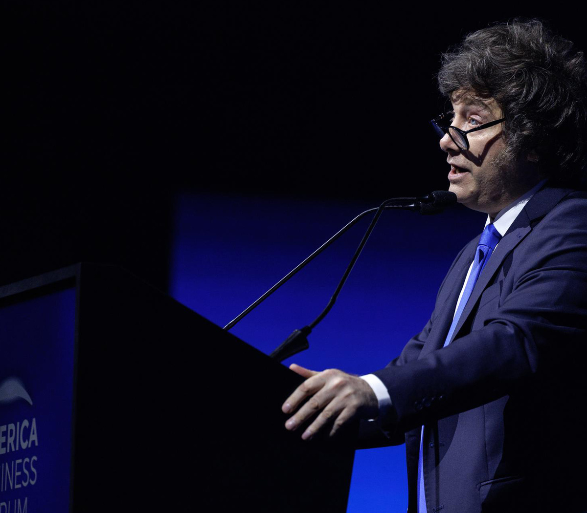 Javier Milei en el escenario del America Business Forum en Miami