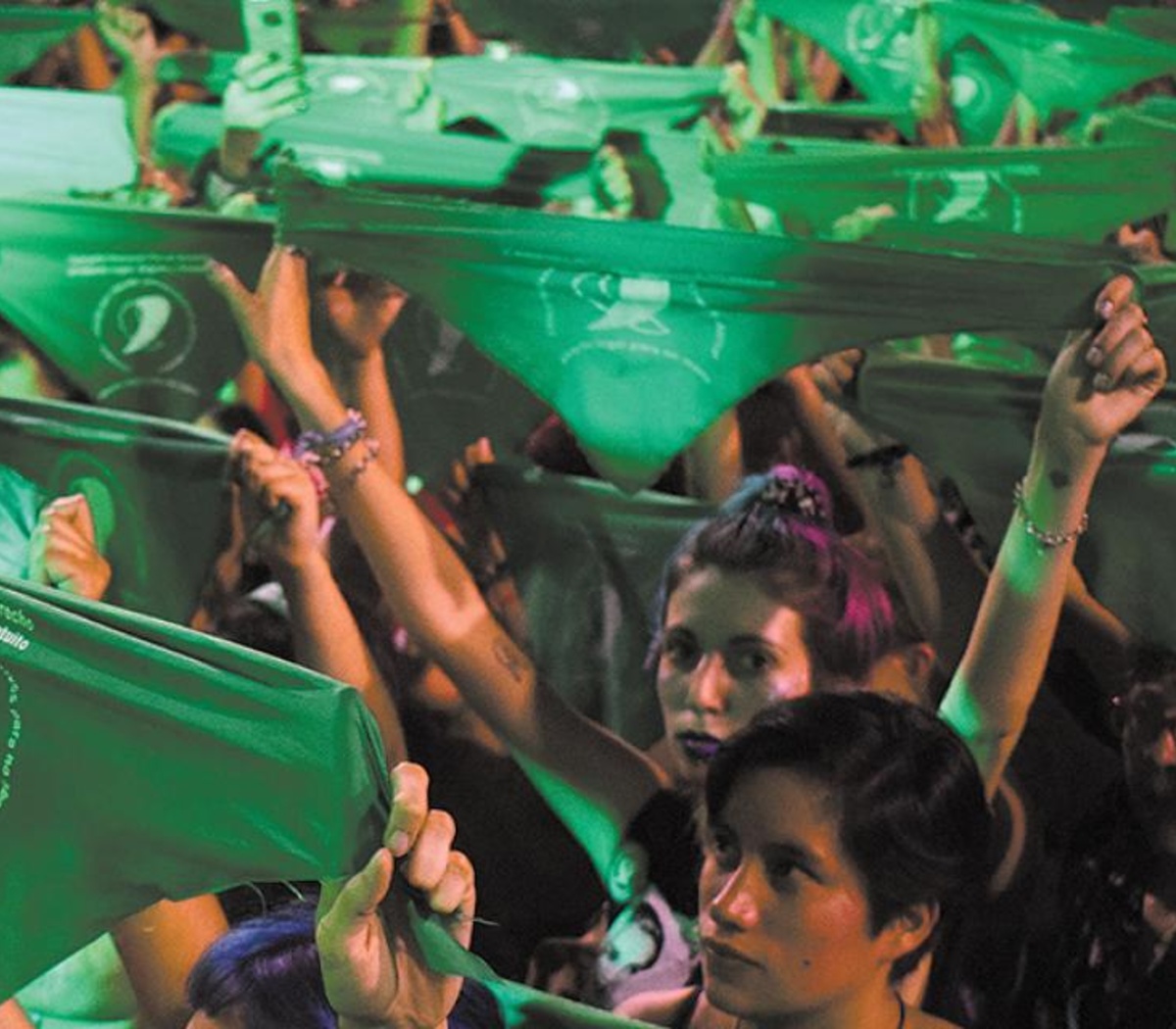 La historia oculta detrás del pañuelo verde, el símbolo de la lucha por el  aborto legal | Página|12